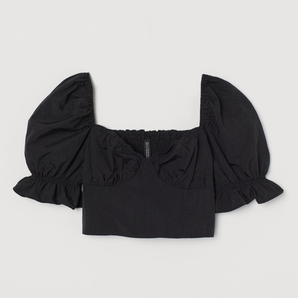 Tops - BNWOT puff sleeve crop top.